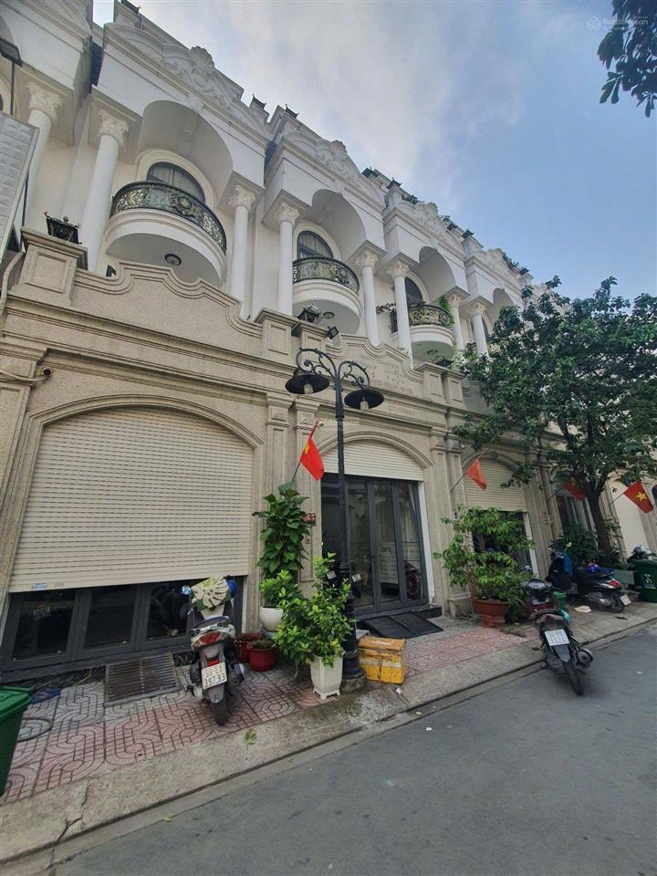 Nhà liên khu 45, bình tân 68m2 hẻm 1 xẹt xe tải chạy