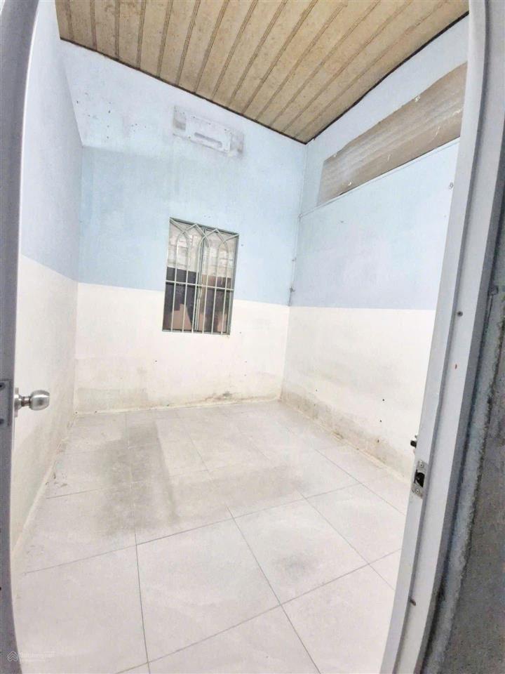 Nhà hẻm xe hơi 1 xẹt sát mt đường tô hiệu, tân phú 53m2 chỉ 5.3 tỷ