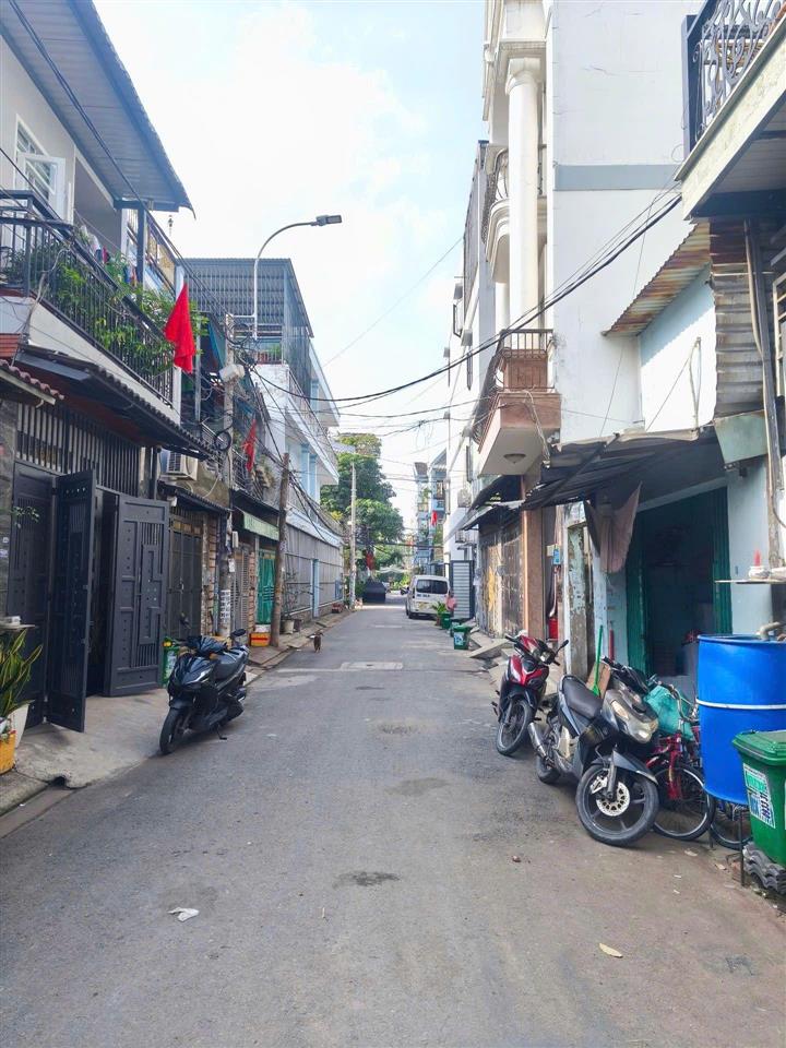 Nhà liên khu 45, bình tân hẻm thông 6m, 68m2 chỉ 6.2 tỷ