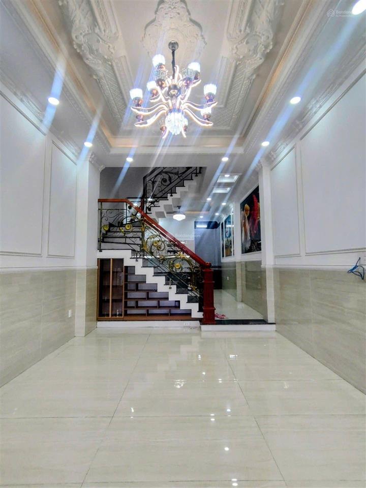 Nhà liên khu 56, bình tân, 5 tầng, mới, đường 8m sát mặt tiền