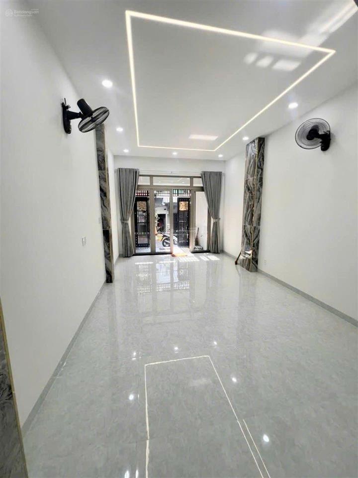 Nhà mới gò xoài bình tân cách aeon tân phú chỉ 2 km, dt 4x16 chỉ chưa tới 8 tỏi