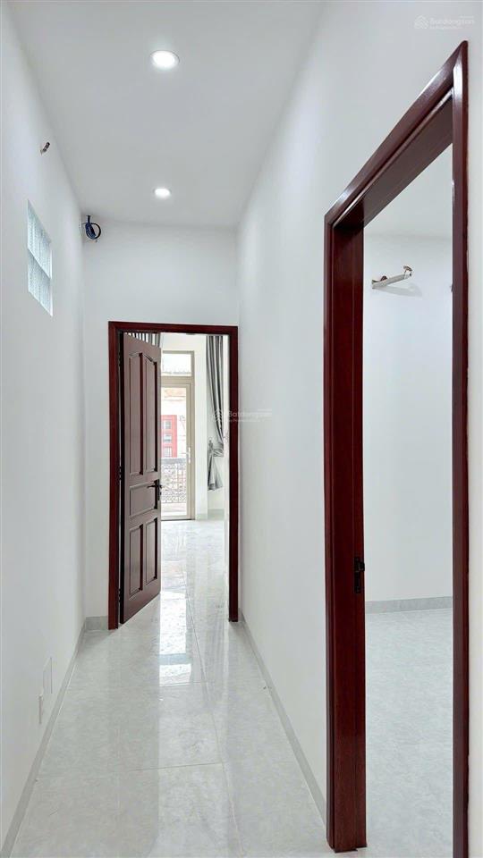 Nhà mới gò xoài bình tân cách aeon tân phú chỉ 2 km, dt 4x16 chỉ chưa tới 8 tỏi
