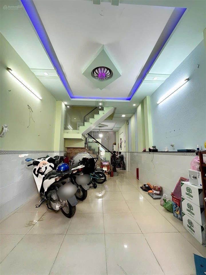 Nhà khu tên lửa, hẻm đỗ tế năng, bình tân, đường 8m, 4x15m, 4 tầng 9.9 tỷ