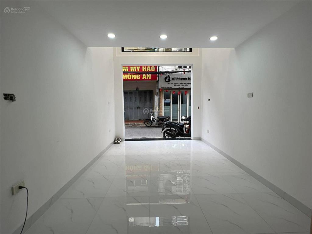 Vị trí vàng ở phố quan nhân  20m2 ( xây ra 26m2)  phân khúc hiếm  nhỏ tiền  dễ thanh khoản