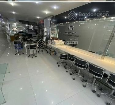 Bán gấp hạ giá sâu! mặt tiền huỳnh văn bánh, phú nhuận 40,6m2  đang thuê 22,5tr/tháng, chỉ 10,95ty