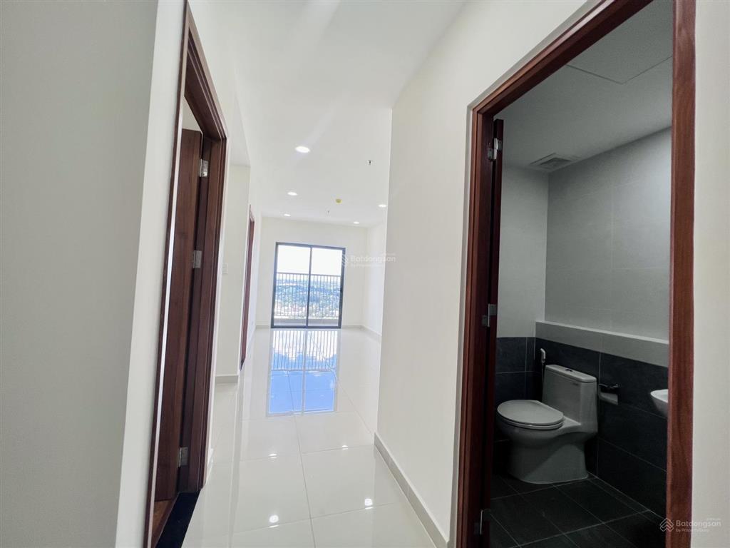 Bán căn hộ minh quốc plaza, 68m2, 2pn, 2wc, giá 1,8 tỷ  sẵn nhà mới, sẵn sổ, vay 80%  giá cắt lỗ