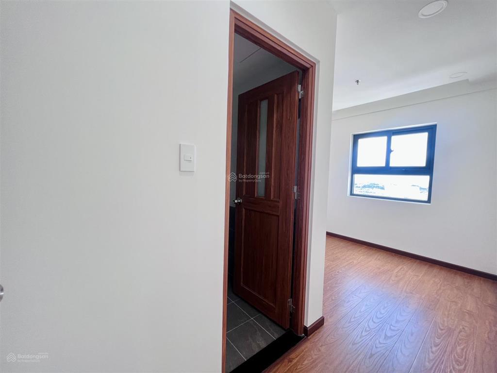 Bán căn hộ minh quốc plaza, 68m2, 2pn, 2wc, giá 1,8 tỷ  sẵn nhà mới, sẵn sổ, vay 80%  giá cắt lỗ
