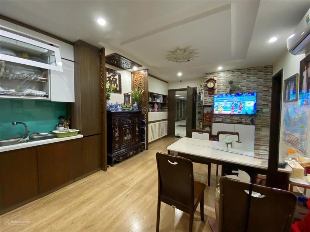 Bán căn hộ chung cư hướng nam, đầy đủ nội thất, dt 70m
