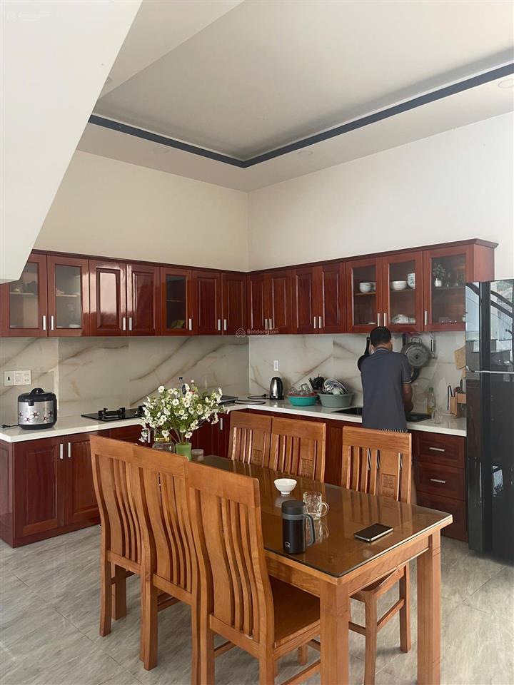 Bán nhà đẹp 3 tầng hẻm đường ngô đến ngọc hiệp nha trang. giá 3 tỷ 980