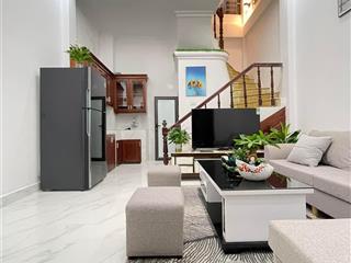 Bán nhà thái thịnh 18m2*6t chỉ 3 tỷ 2, 3 ngủ, phòng khép kính, gần ô tô, nhà thoáng sáng