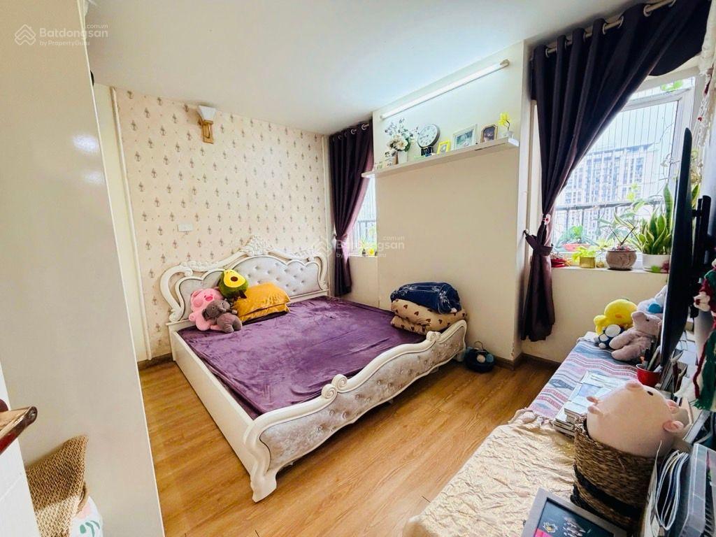 Bán chung cư hoàng văn thái, thanh xuân 65m2 nhỉnh 5 tỷ, 2 ngủ, full nội thất, có slot ô tô