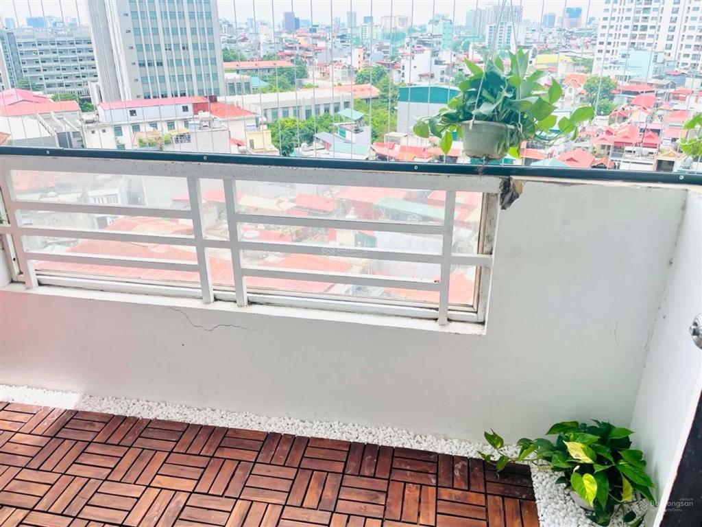 Nhỉnh 4 tỷ chung cư ct9 định công  trịnh đình cửu 70m 2 ngủ 2wc, phòng nào cũng sáng tặng nội thất