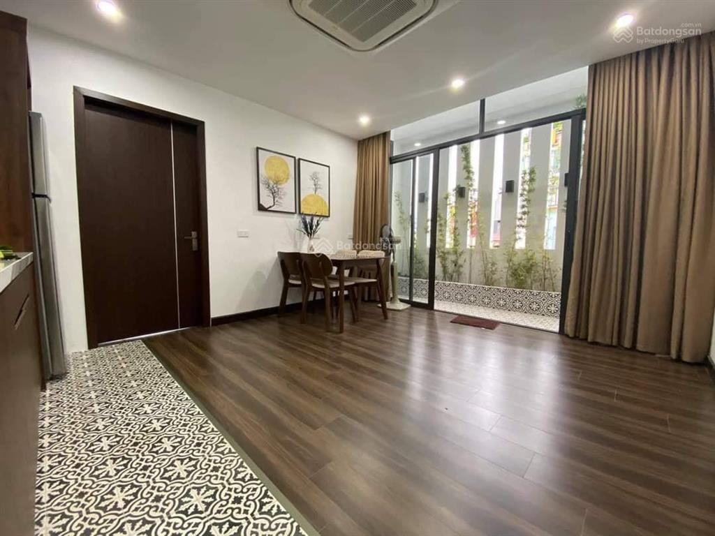 Bán nhà láng hạ, đống đa, ba đình 36m2*5t nhỉnh 8 tỷ, thoáng trước sau, gần phố, khu vực vip