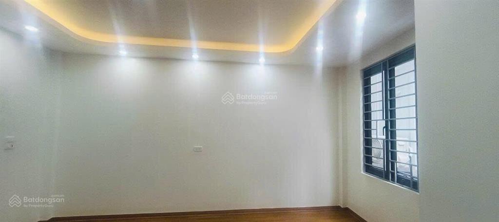 Ngọc trục  đại mỗ, 33m2, 5 tầng, 5,08 m mặt tiền, nhà mới, nội thất cơ bản, giá 7 tỷ