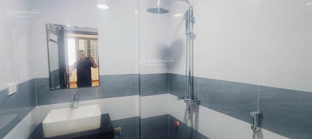 Ngọc trục  đại mỗ, 33m2, 5 tầng, 5,08 m mặt tiền, nhà mới, nội thất cơ bản, giá 7 tỷ