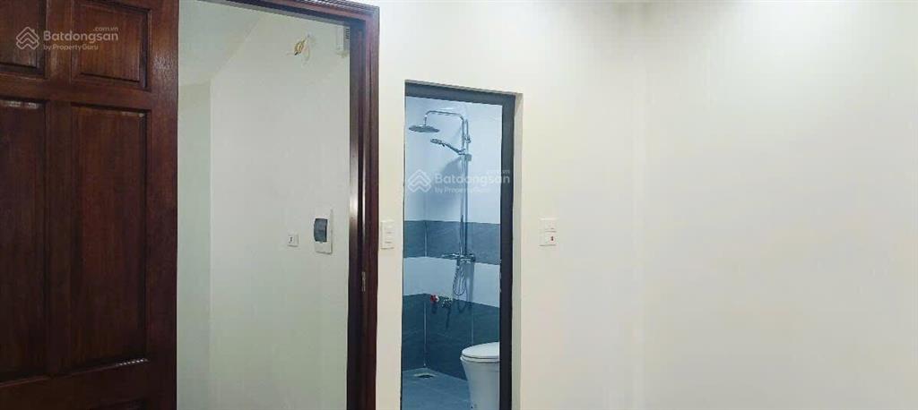 Ngọc trục  đại mỗ, 33m2, 5 tầng, 5,08 m mặt tiền, nhà mới, nội thất cơ bản, giá 7 tỷ