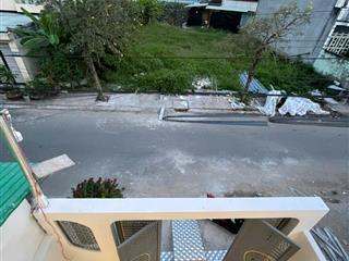 Cần bán nhà 1 trệt, 1 lầu btct gần kcn cầu tràm