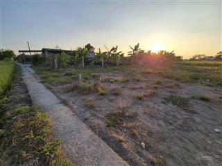 Bán 150m2 đất thổ tân lân giá 450 triệu