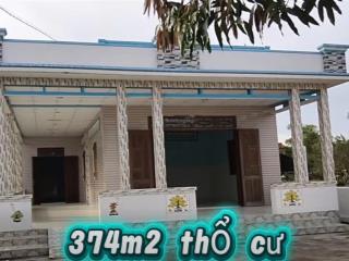 Bán gấp nhà cấp 4 ngang 9,2m tại phước đông, đường xe ô tô