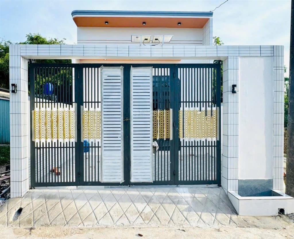 Bán nhà mỹ lộc 100m2 mặt tiền đường gtnt ô tô chạy, dt835 vô 800m