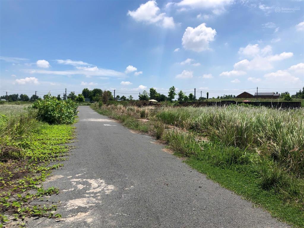 Bán đất ngộp kdc tân lân giá 680 triệu, ql50 vô 200m