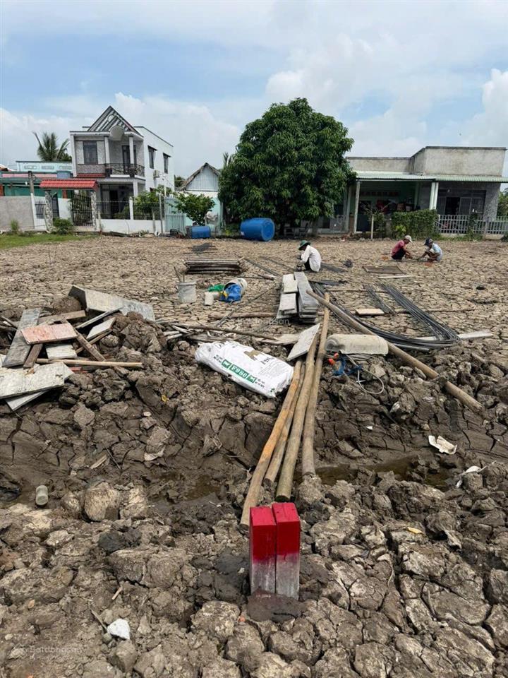 Chủ đất mỹ lệ kẹt tiền bán gấp nền đất 147m2, đường xe hơi, gần ql50b