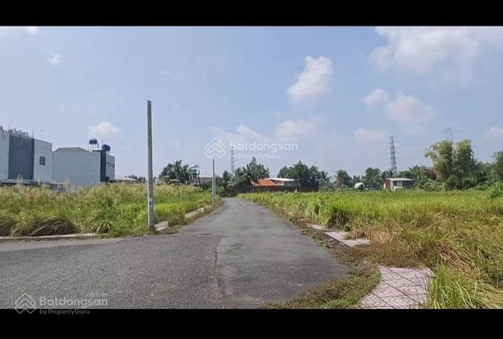 Kẹt tiền bán gấp 105,7m2 đất khu dân cư tân lân, 5 hiệp, mặt tiền ql50, gần chợ trạm