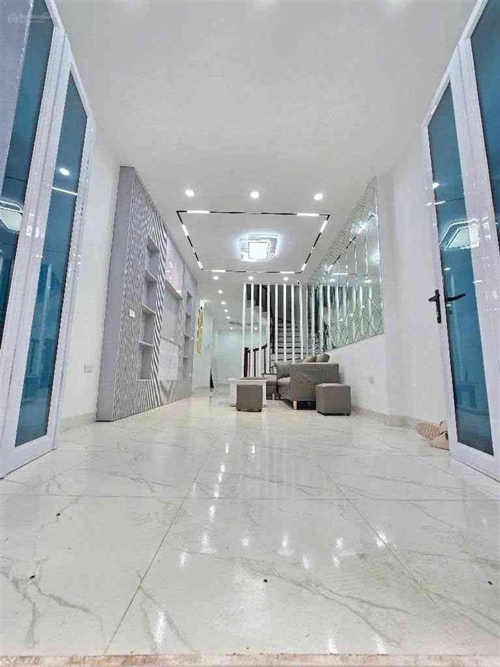 Nhà riêng 5,7 tỷ, 41m2, bán gấp tại huỳnh cung, thanh trì, hà nội