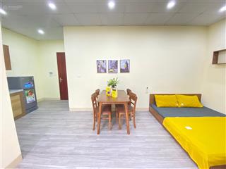 Phòng full đồ ban công thoáng sáng ngõ 79 cầu giấy 4tr2/tháng