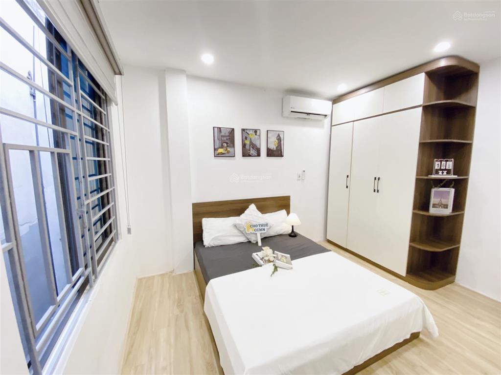 Cho thuê căn hộ 1k1n 40m2 phố xuân thủy  cầu giấy full đồ ban công chỉ 5tr9/tháng