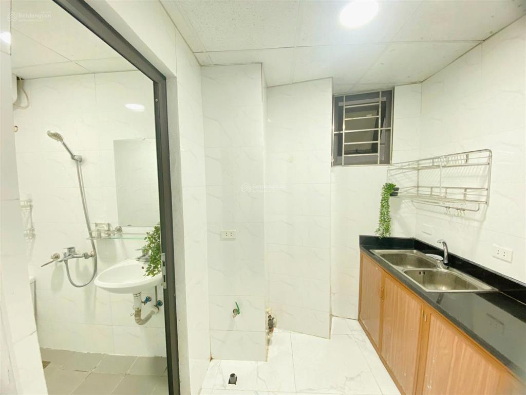 Căn hộ vũ trọng phụng 1 ngủ + 1 bếp giá 4tr2/tháng
