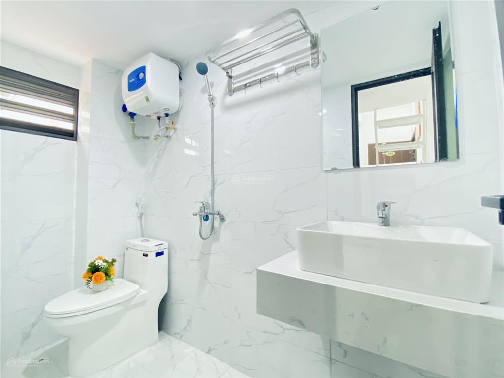 Ccmn thang máy full đồ chùa bộc  phạm ngọc thạch chỉ 4tr3/tháng