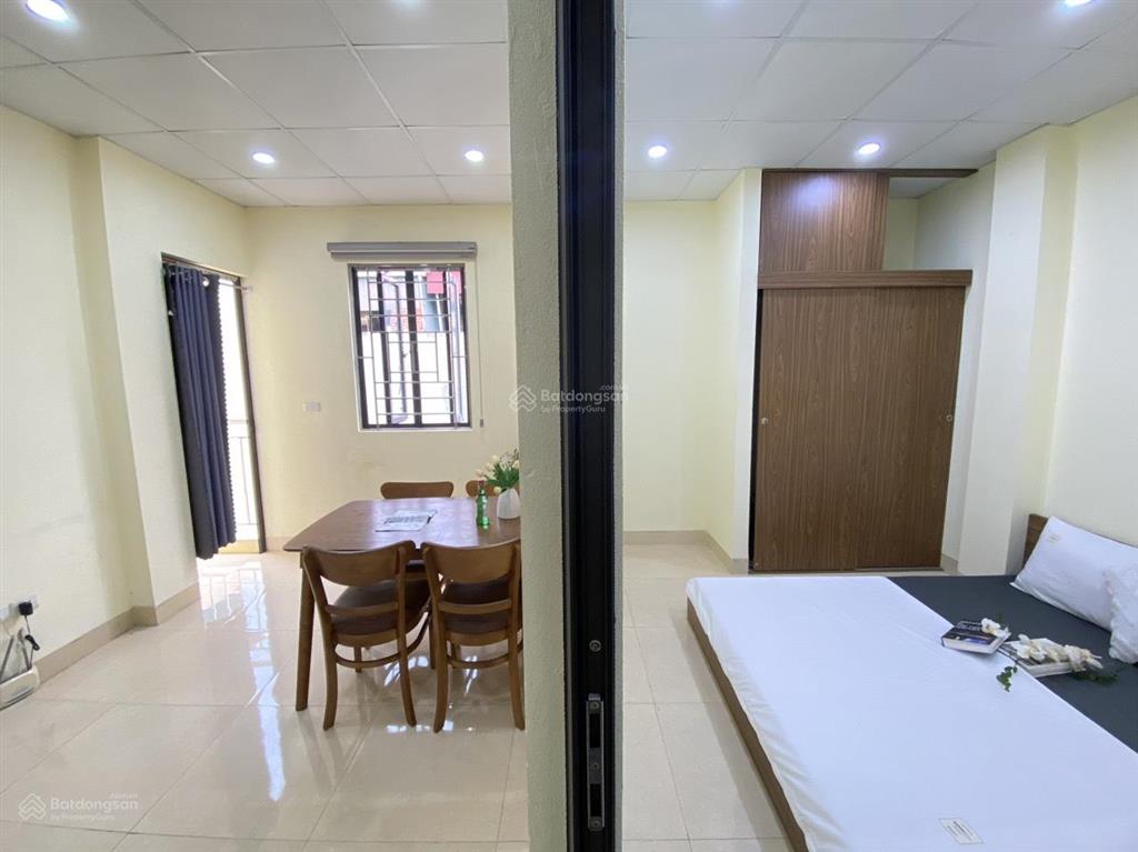 Căn hộ 1k1n 45m2 ban công rộng phố cầu giấy full đồ chỉ 5tr9/tháng