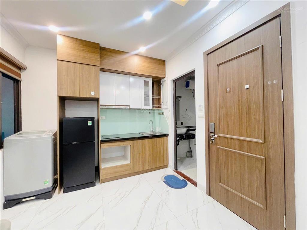 Phòng studio full đồ có ban công tại đội cấn chỉ 5tr3/tháng