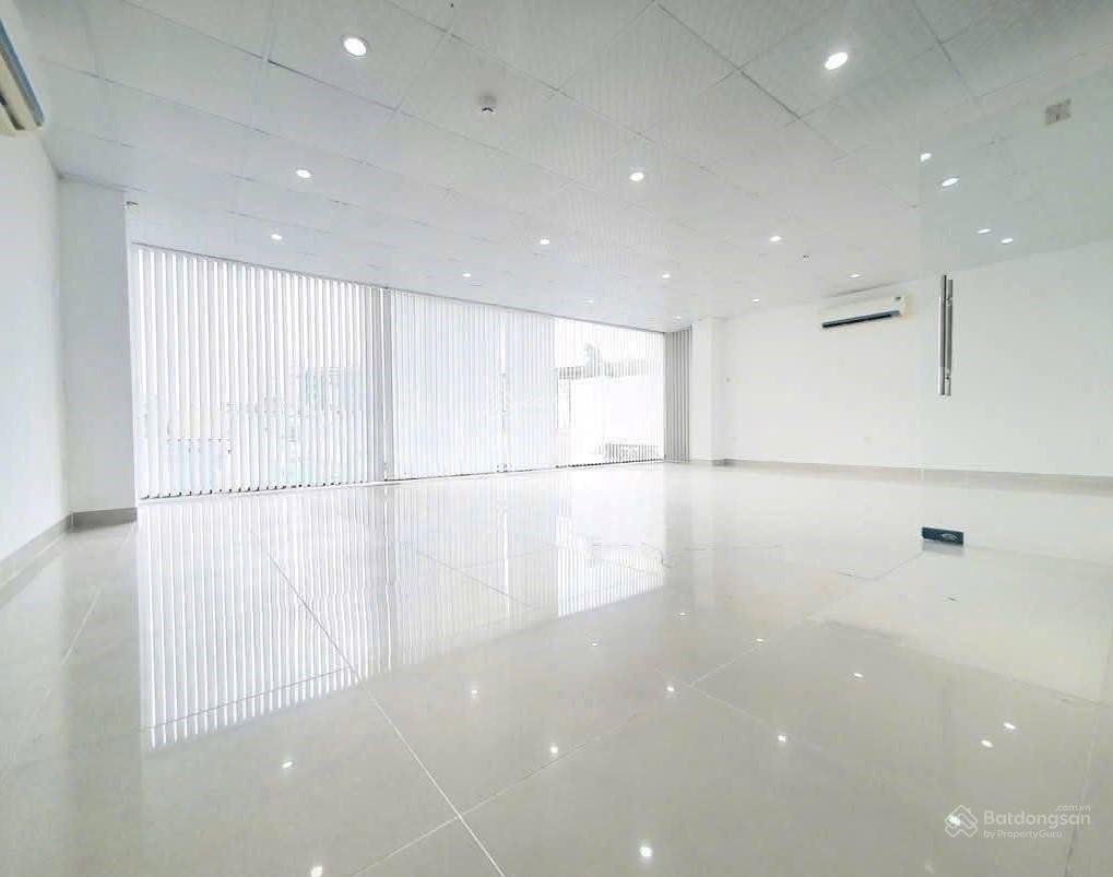 Chính chủ cho thuê mặt tiền trần hưng đạo gần ks pullman quận 1