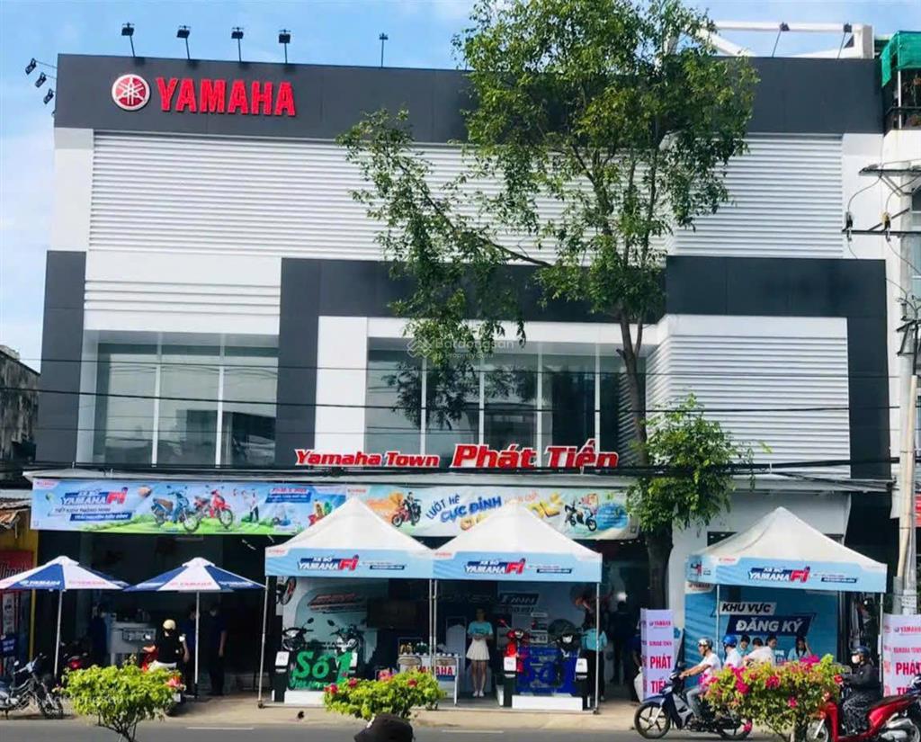 Góc 2 mặt tiền phan đăng lưu  bình thạnh  trệt 2 lầu  12x35m  giá 230tr