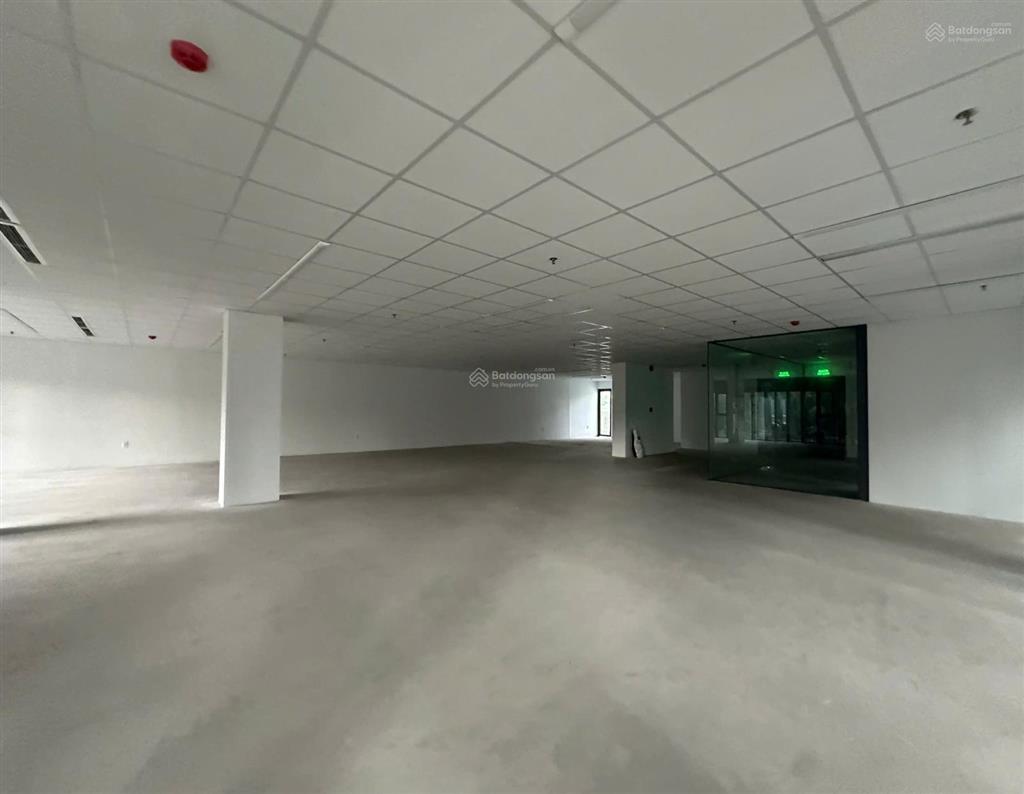 Góc 2 mặt tiền phan đăng lưu  bình thạnh  trệt 2 lầu  12x35m  giá 230tr