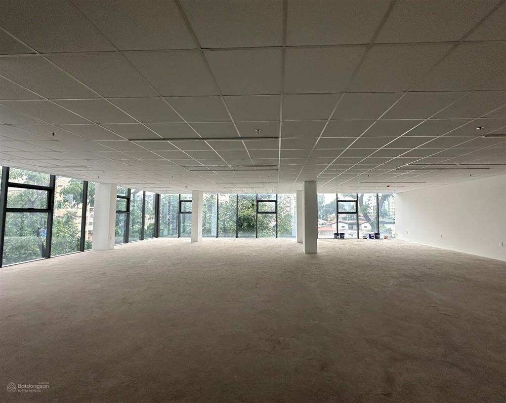 Góc 2 mặt tiền phan đăng lưu  bình thạnh  trệt 2 lầu  12x35m  giá 230tr