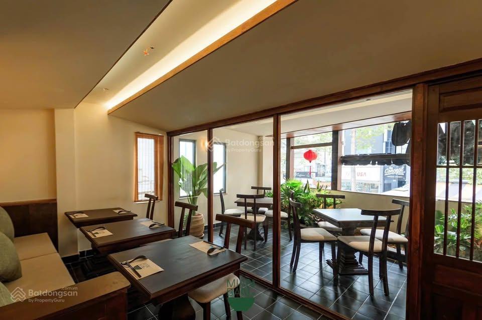 Cho thuê nhà mặt tiền lý tự trọng, quận 1