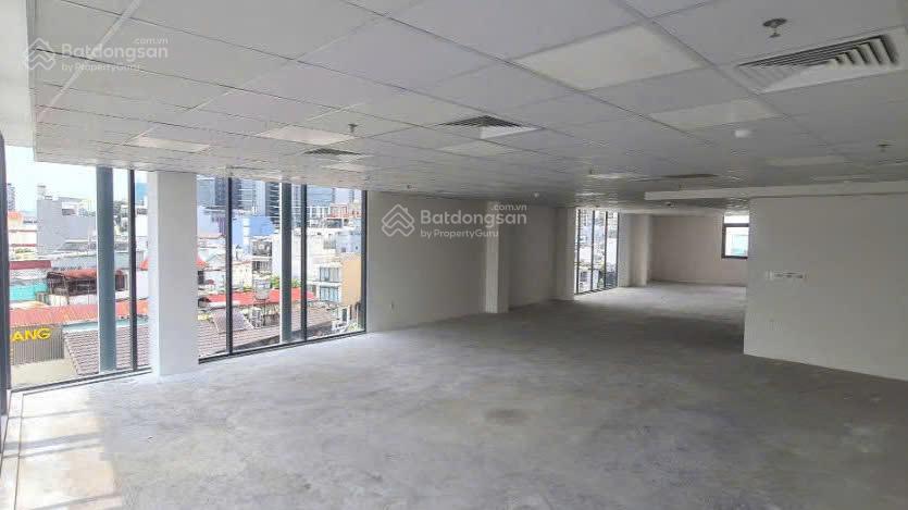 Building hồ văn huê, phú nhuận 7x30m hầm + trệt + lửng + 6 lầu, pccc đầy đủ 150tr/tháng