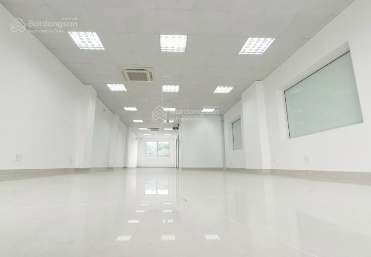 Cho thuê nhà mặt tiền ung văn khiêm ngay đại học hutech bình thạnh  diện tích 8x32m