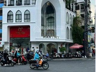 Cho thuê nhà 2 mặt tiền hoa mai, phú nhuận khu phan xích long  trệt lầu sân thượng