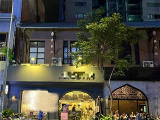Cho thuê villa mt trần quốc thảo gần bv tai mũi họng quận 3 15x 20m.  trệt 1 lầu 400tr/tháng.