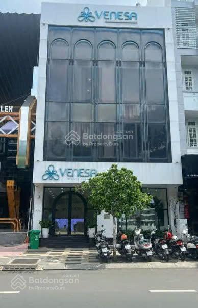 Mt hoa lan phường 2 phú nhuận ngay khu phan xích long