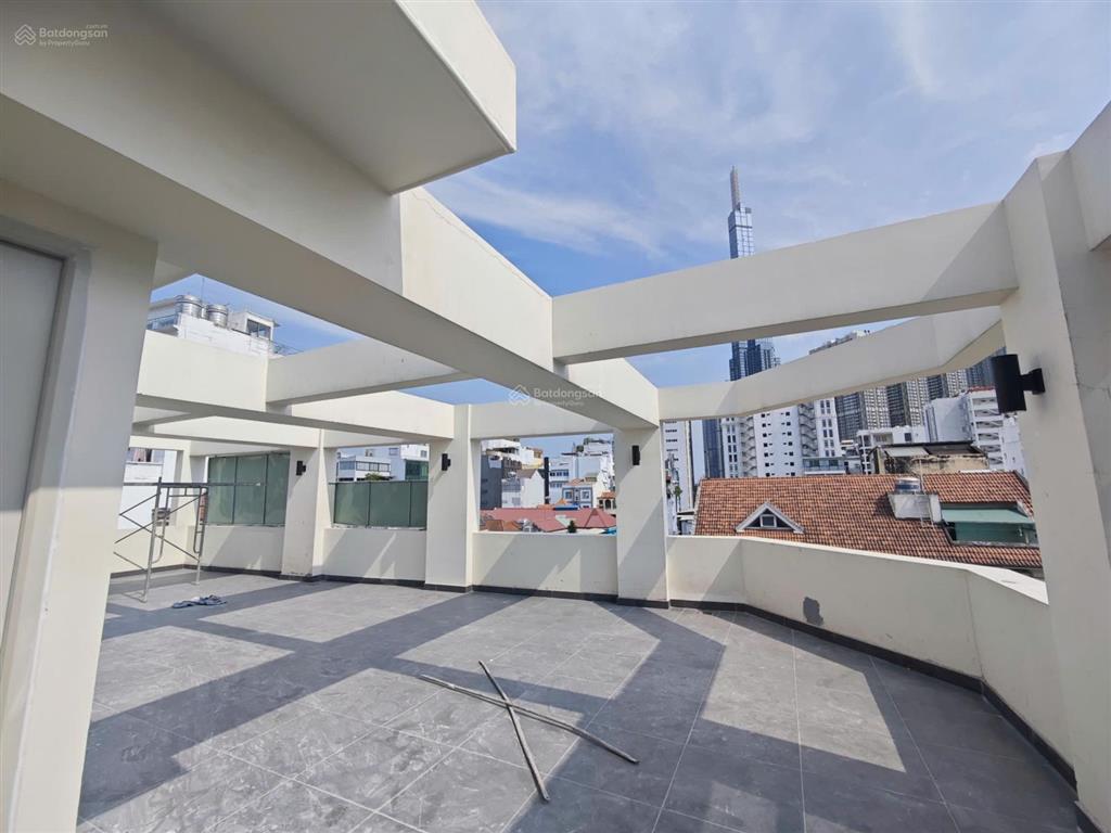 Toà nhà nhà văn phòng mới xây dựng 1500m2 dử dụng mặt tiền ung văn khiêm bình thạnh