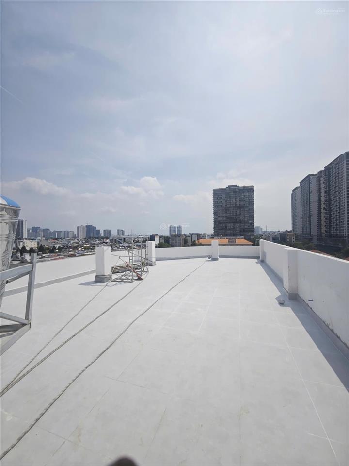 Góc 2 mặt tiền 1400m2 mới hoàn thiện thạnh mỹ lợi quận 2