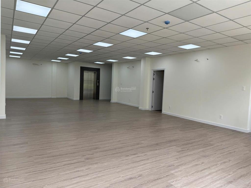 Góc 2 mặt tiền 1400m2 mới hoàn thiện thạnh mỹ lợi quận 2