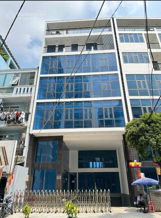 Cho thuê tòa nhà mặt tiền  120a tân cảng, bình thạnh