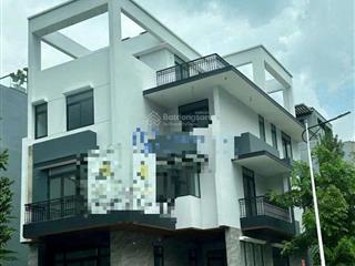 Cho thuê nhà mặt tiền ngay ngã sáu nguyễn tri phương ngô gia tự q10