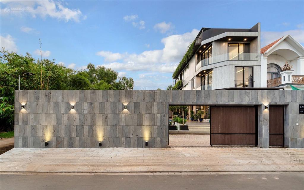 Villa góc 3 mặt tiền gần global cityview sông lê văn việt